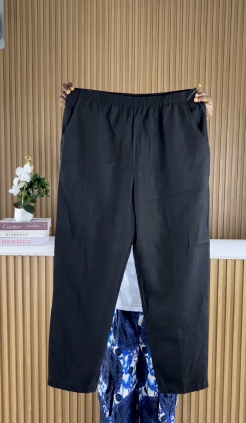 Length 40 Black pant C124