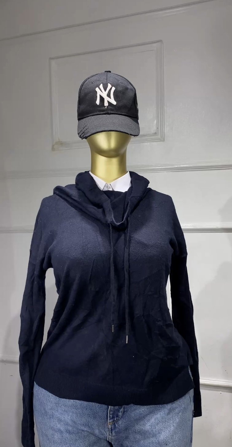 Deep blue hoodie S160