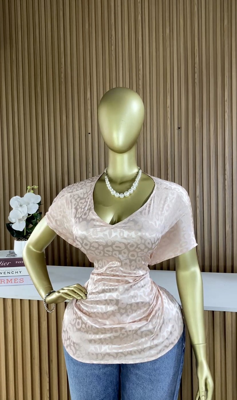 SHEIN light pink top T135