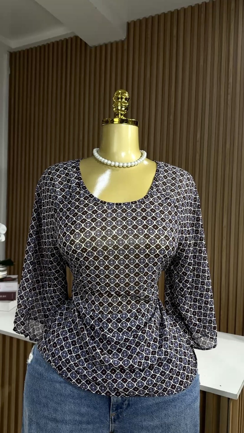 Black&white patterned blouse 215