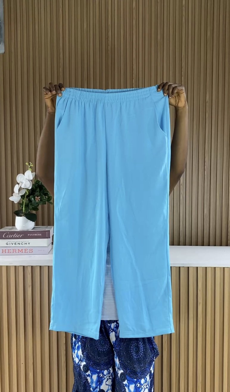 Length 39 Light blue pant C065