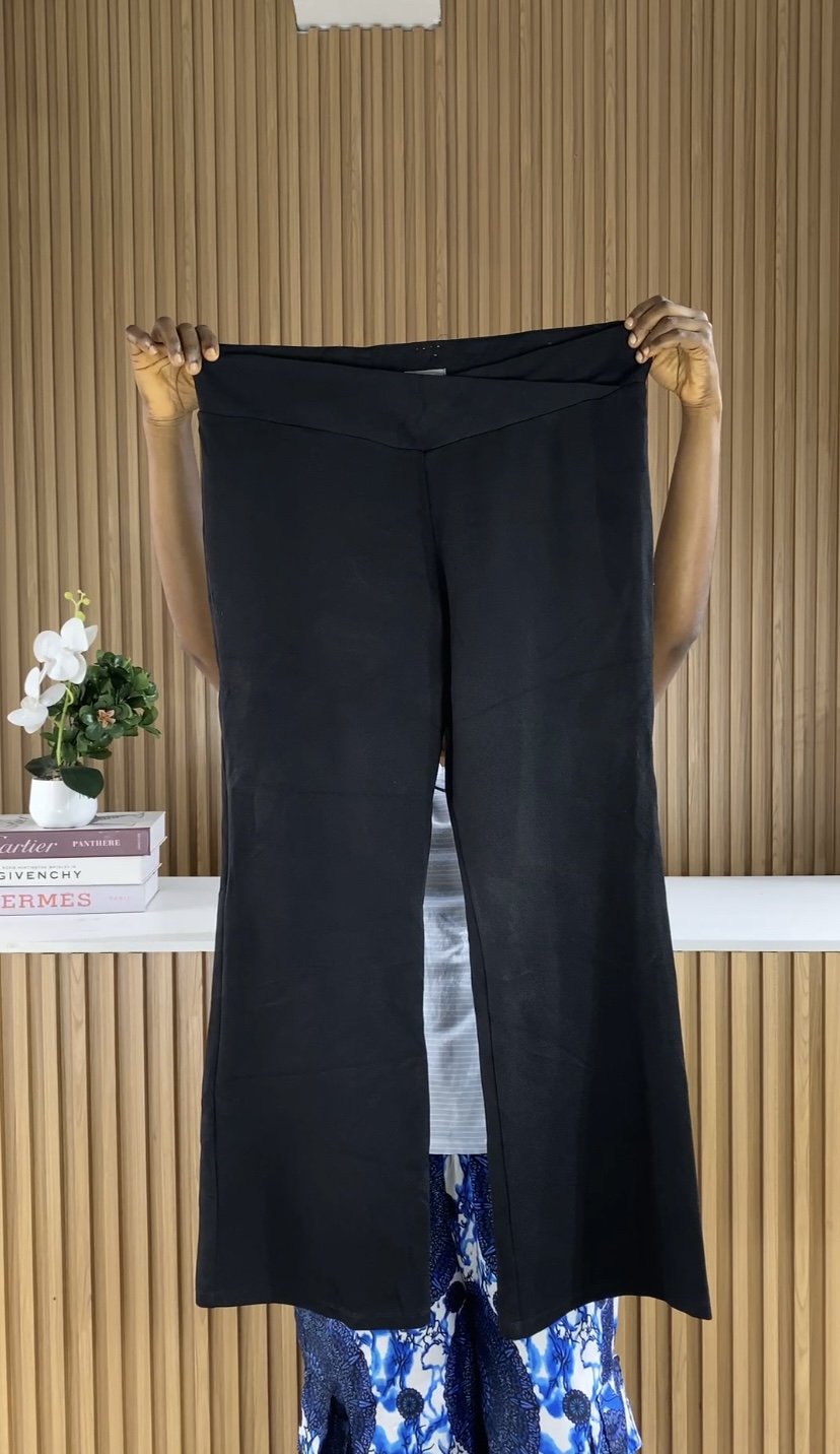 Length 42 black pant C045