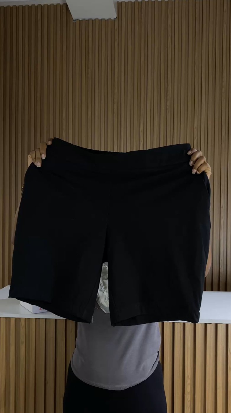 Black chic short 319