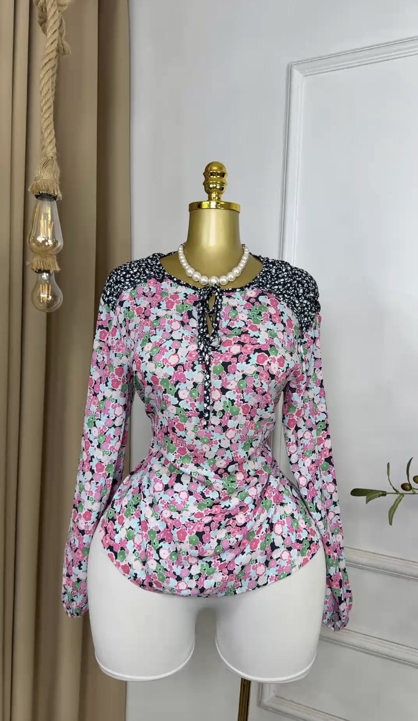 Mixed floral print Corporate Top J204