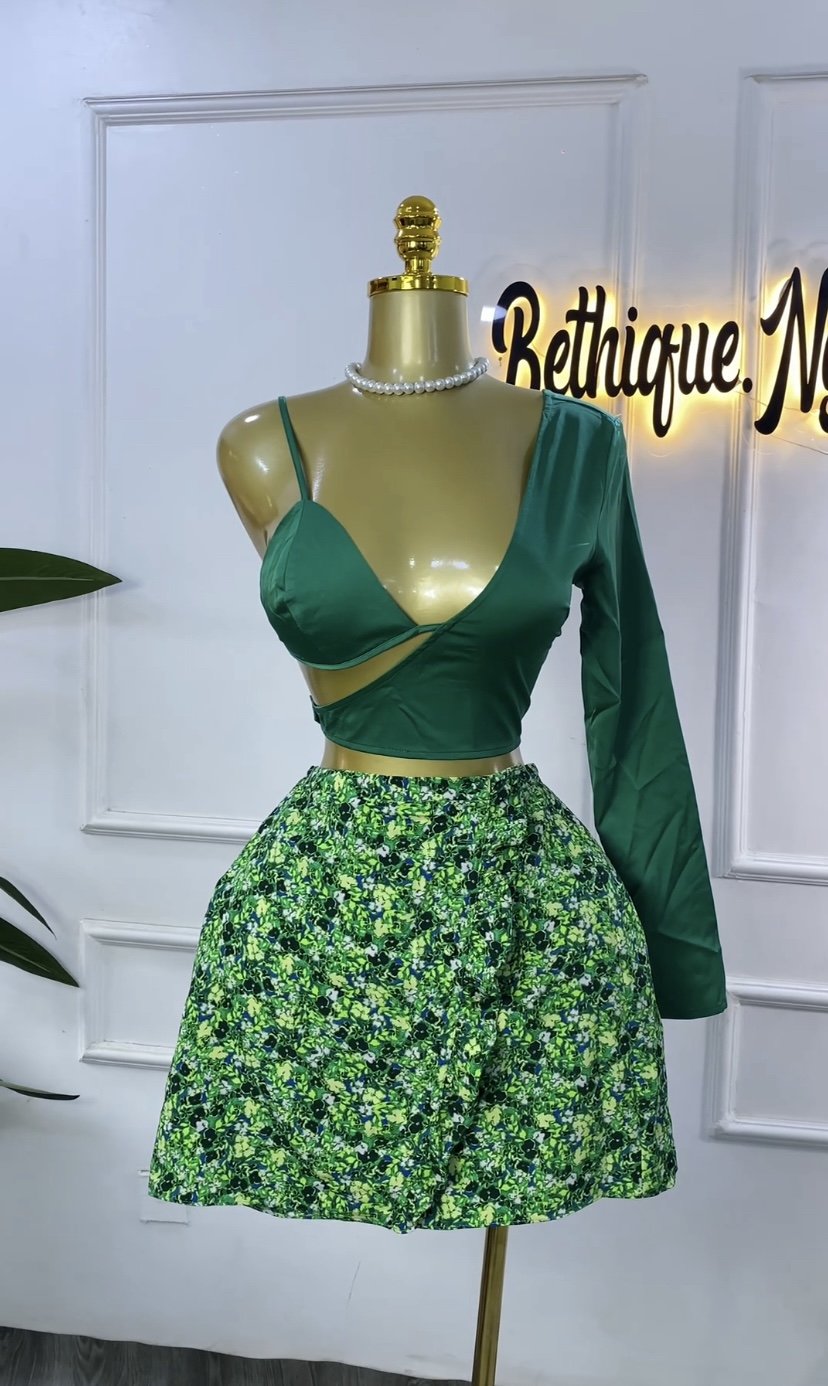 Green top&skirt combo SET17