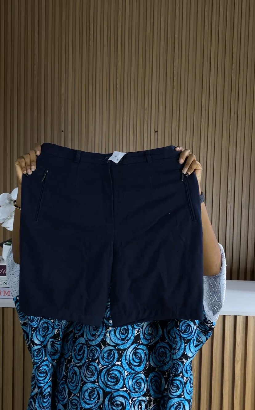 Stylish black T short 178