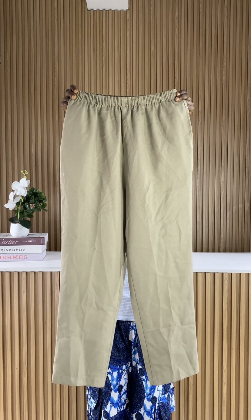 Length 40 Nude pant C086