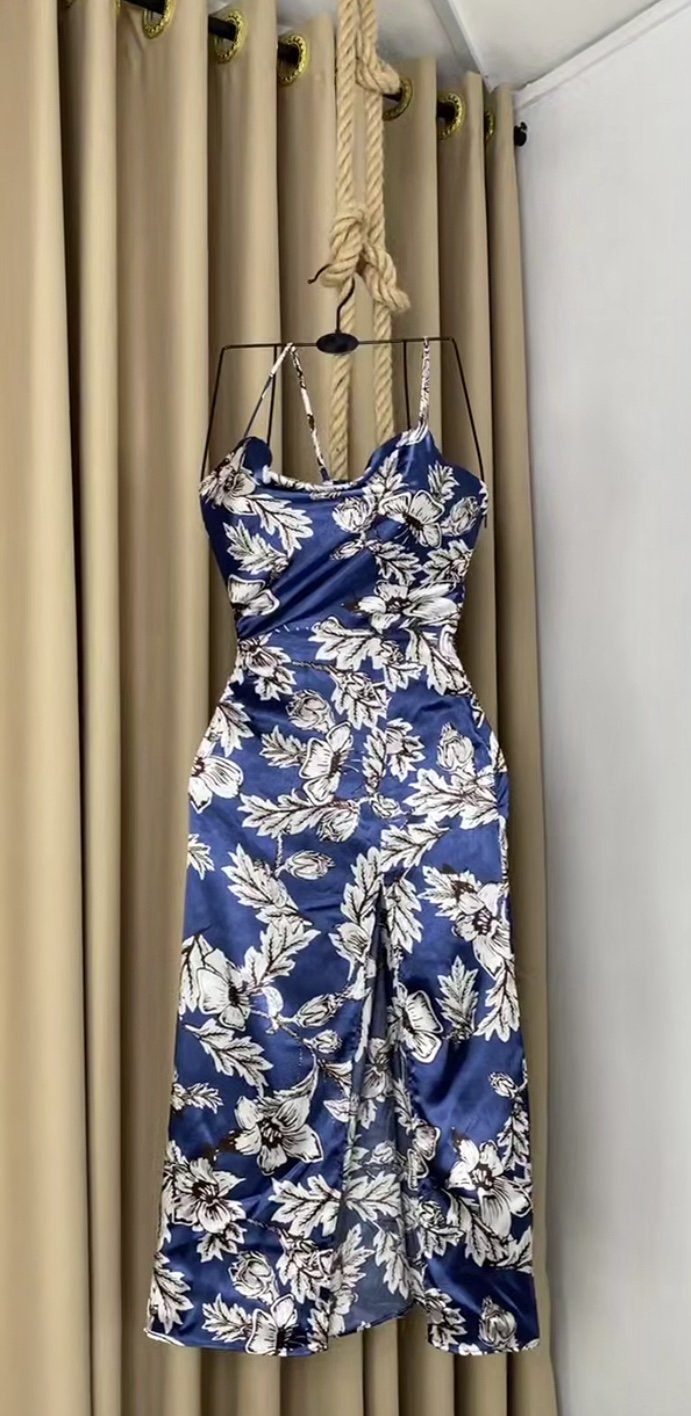 Blue floral dress P145