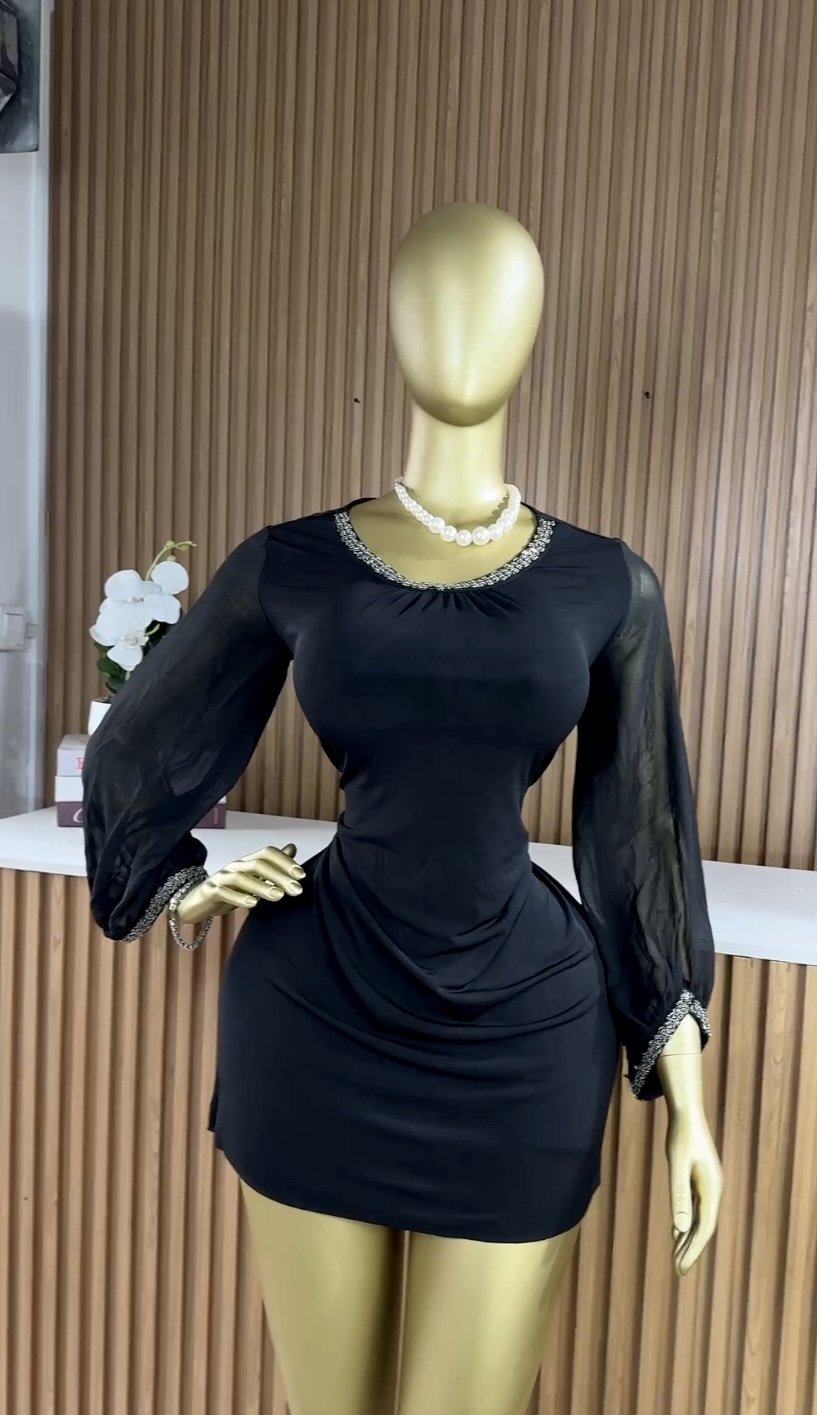 Sexy black mini dress B136 (40D)