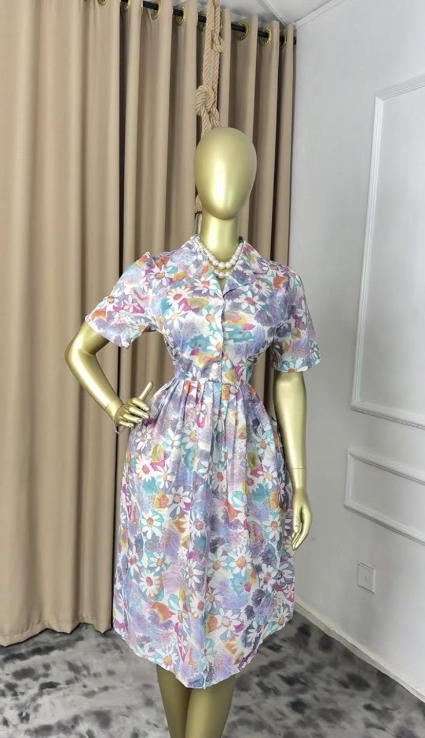 White&blue floral dress P195