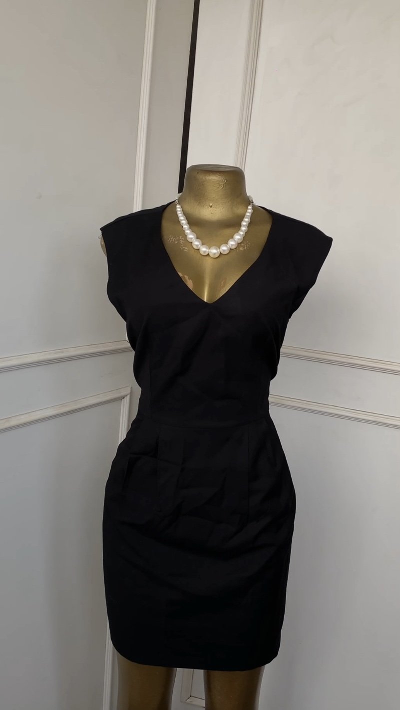 Black wide shoulder strap dress 822 (40D)