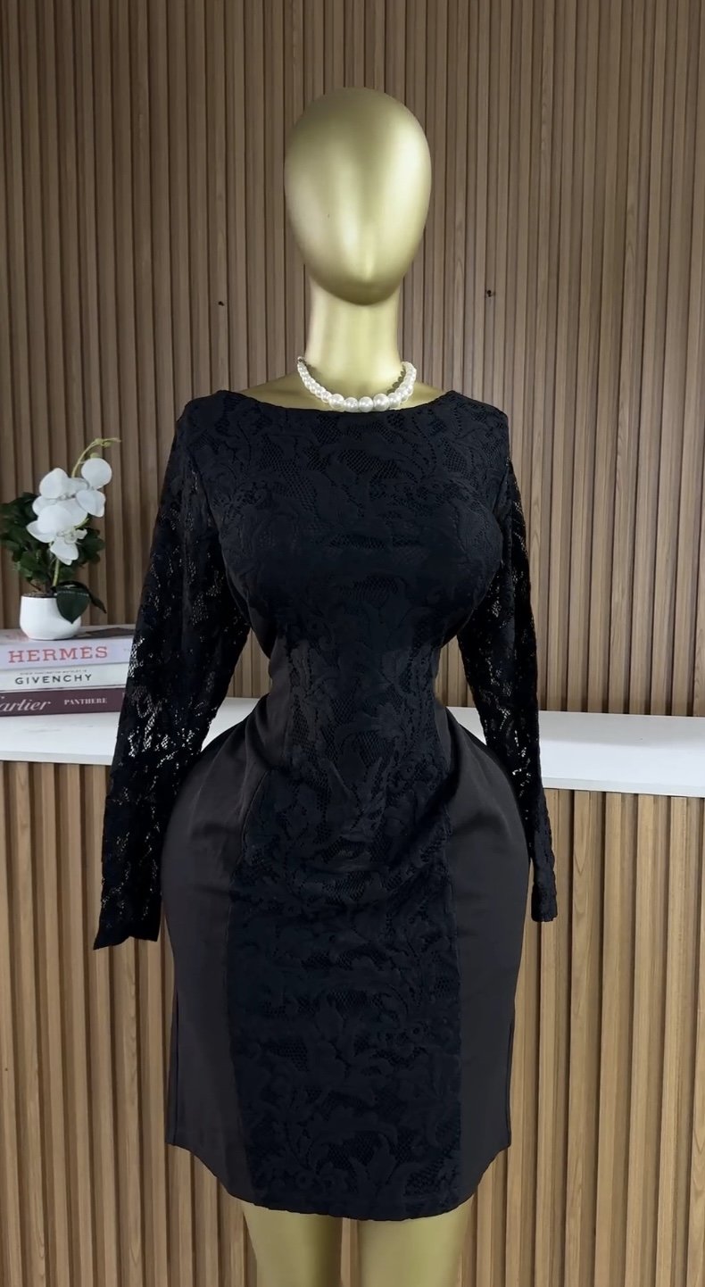 Black Lacey midi dress B389 (40D)