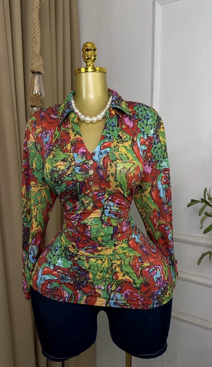 Red &green floral Top M358