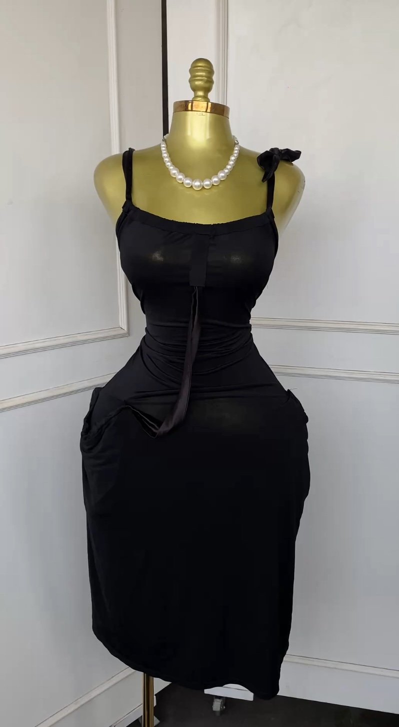 Black stretchy bodycon dress 925 (40D)