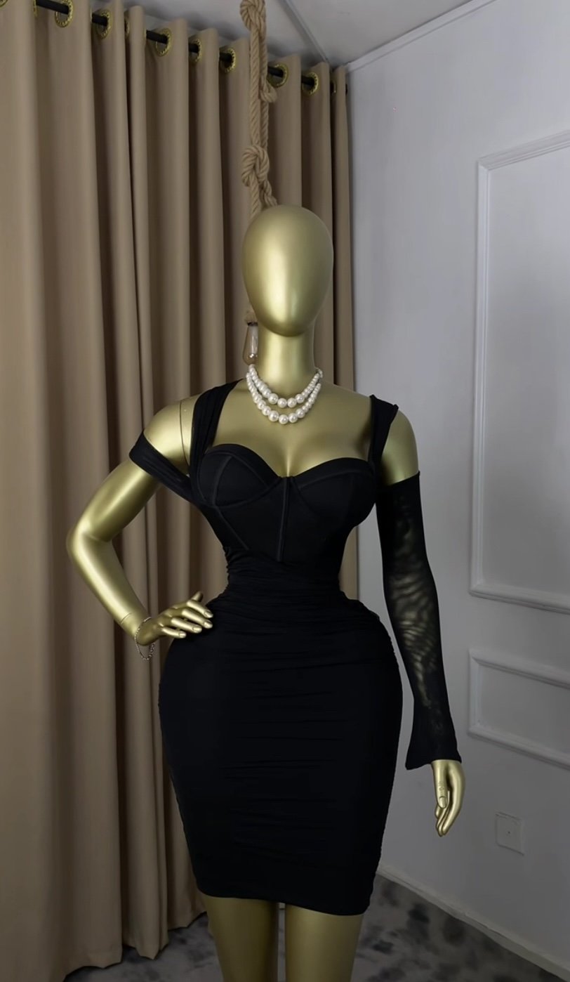 Black bodycon dress P254 (oh poly)