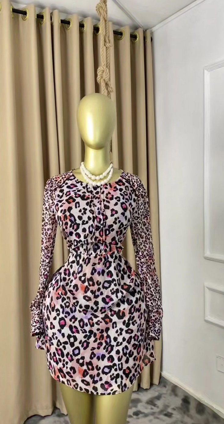 Purple leopard print dress P244