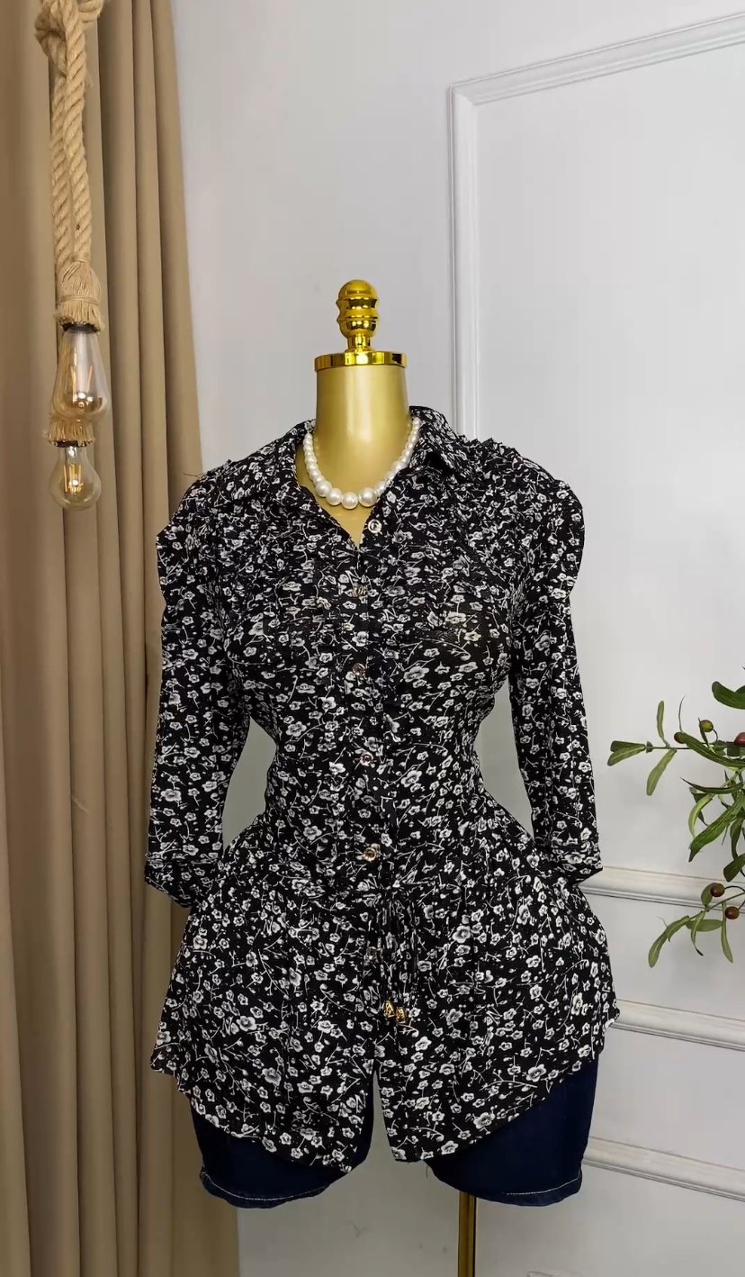 Black&white floral Top M044