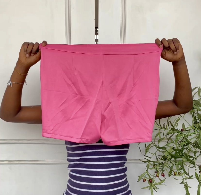 Pink short 148