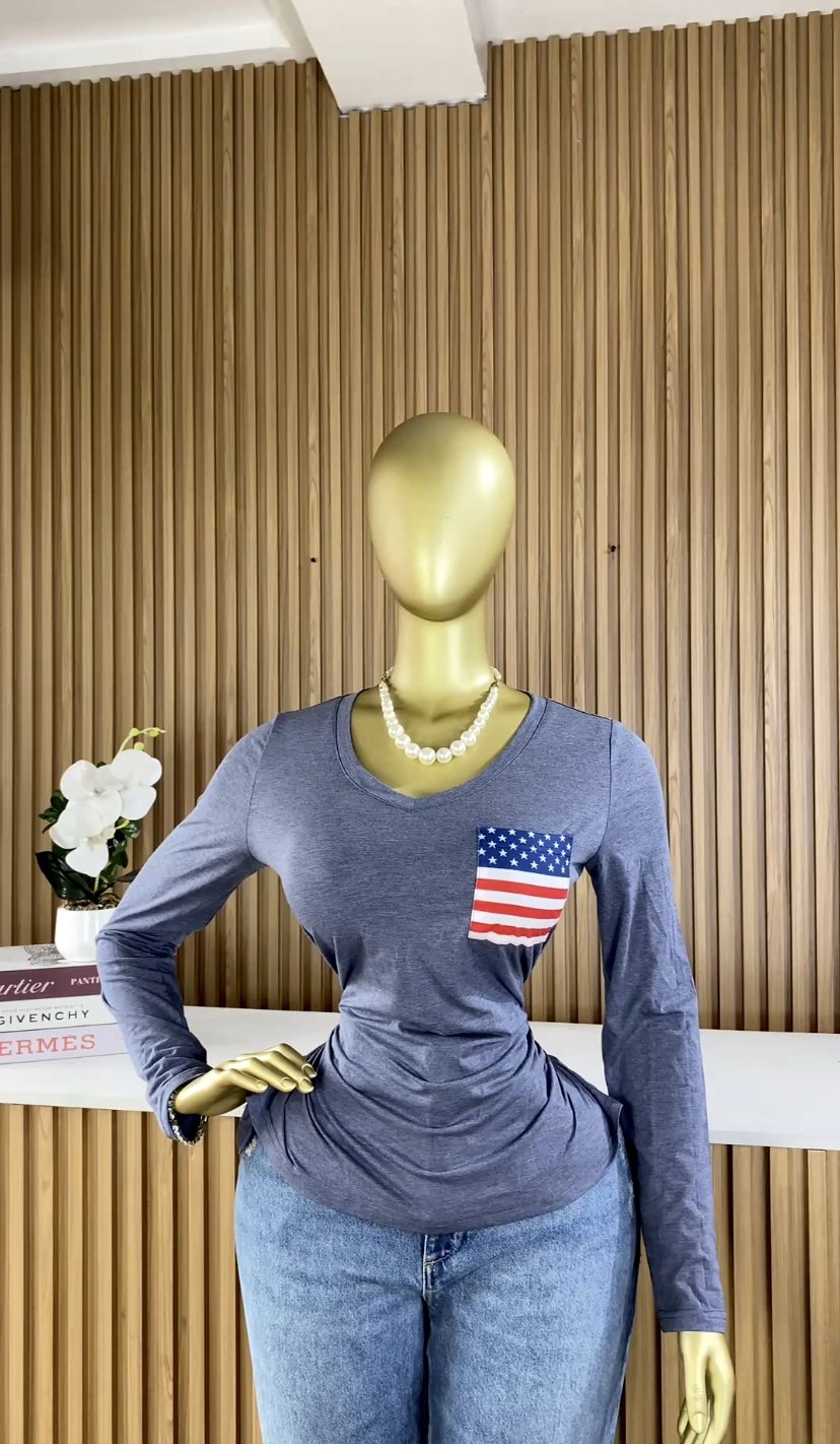 SHEIN blue longsleeve top T158