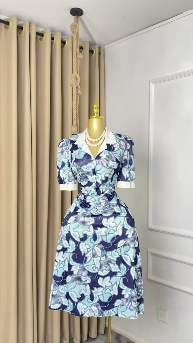 Blue&white collar dress P268