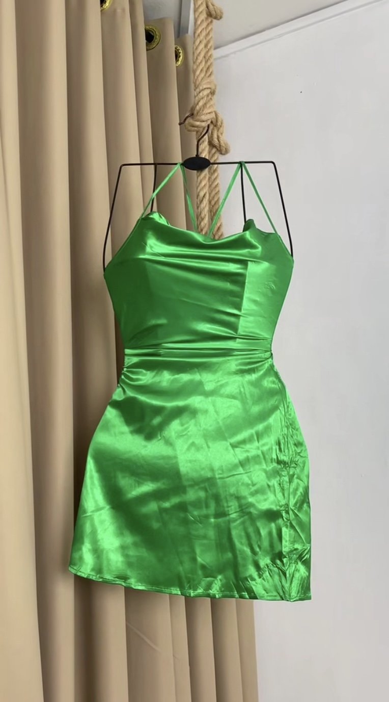 Green silk mini dress P139