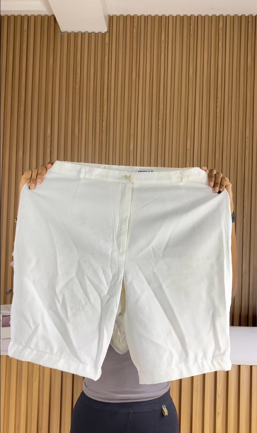 White T short 365