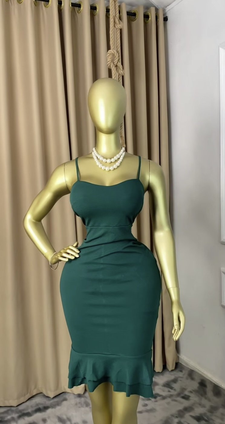 Green sleeveless dress P154