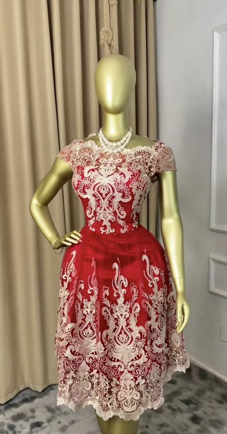 Red&cream lacey dress P161