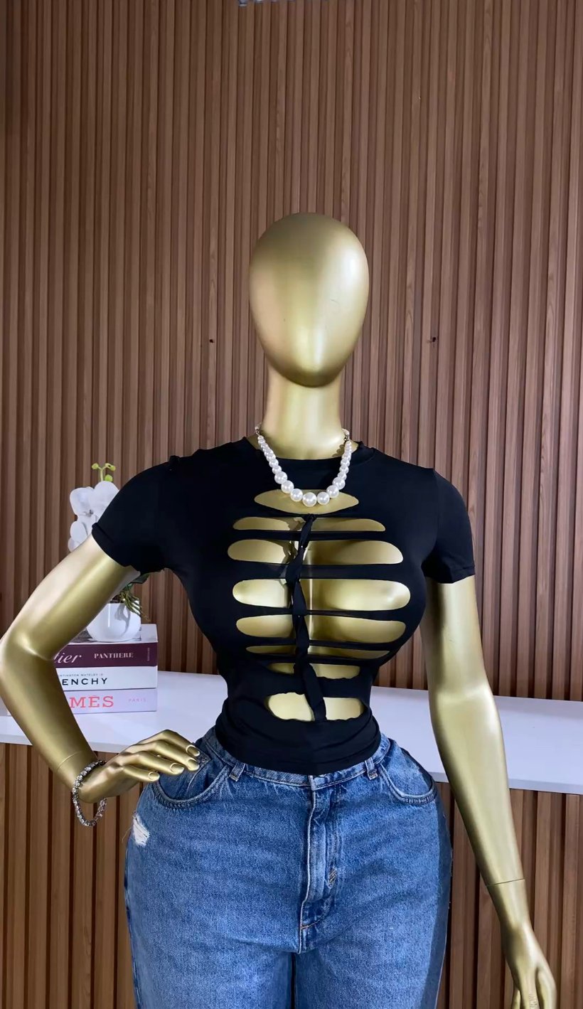 SHEIN black top T42