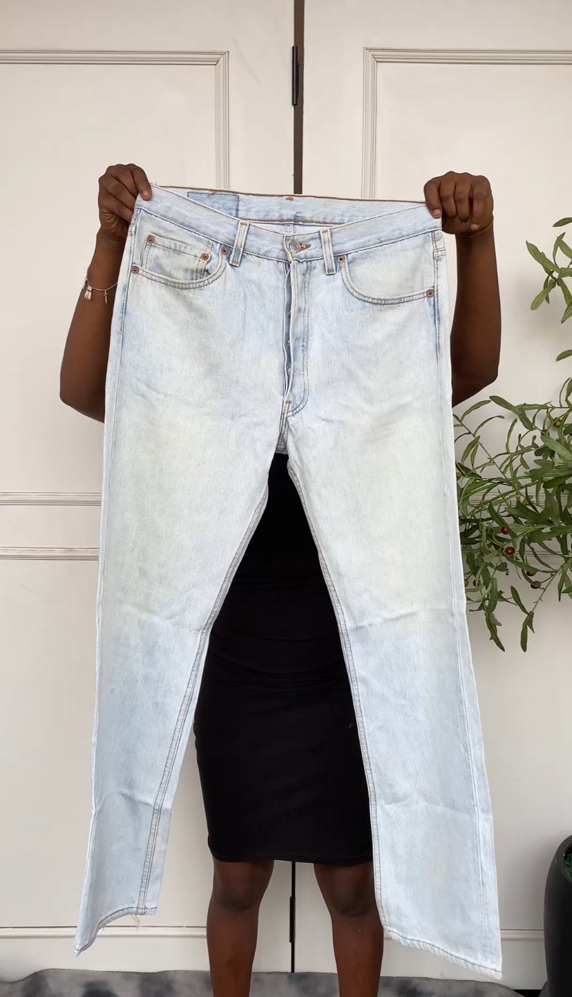 Light blue jean 019