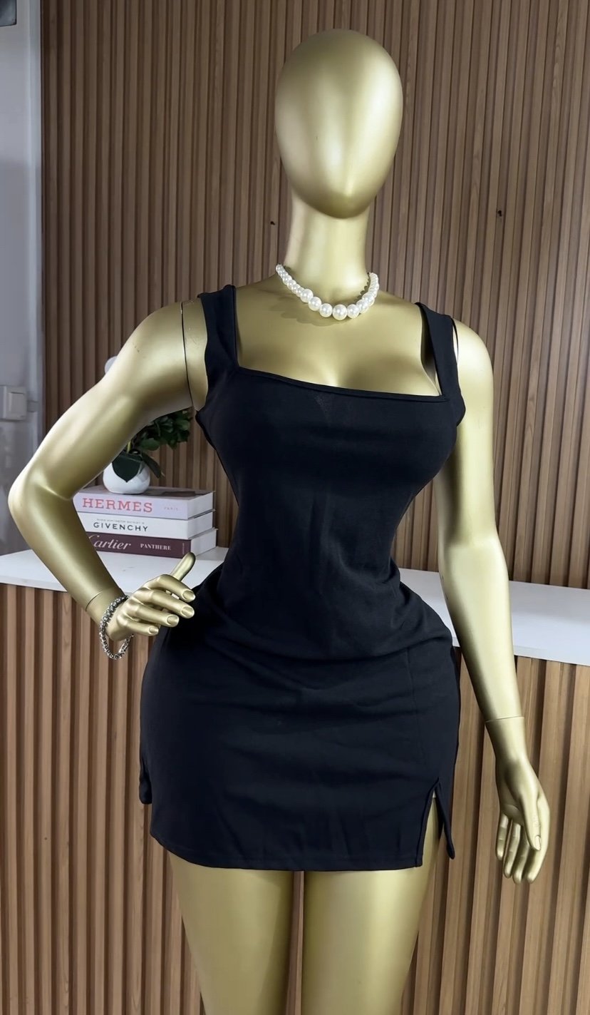 Black chic armless dress B233 (40D)