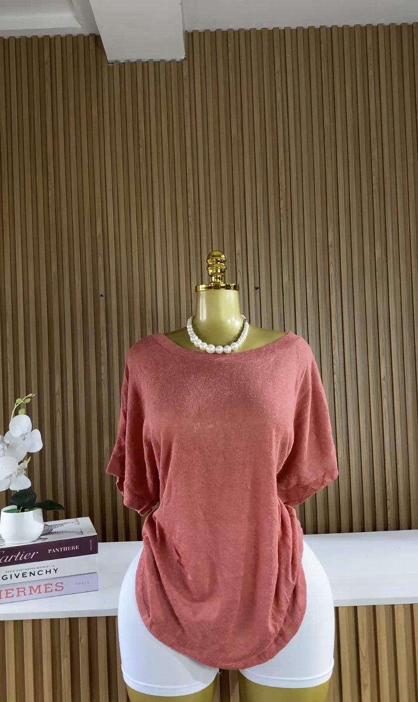 Red Knitted top R711
