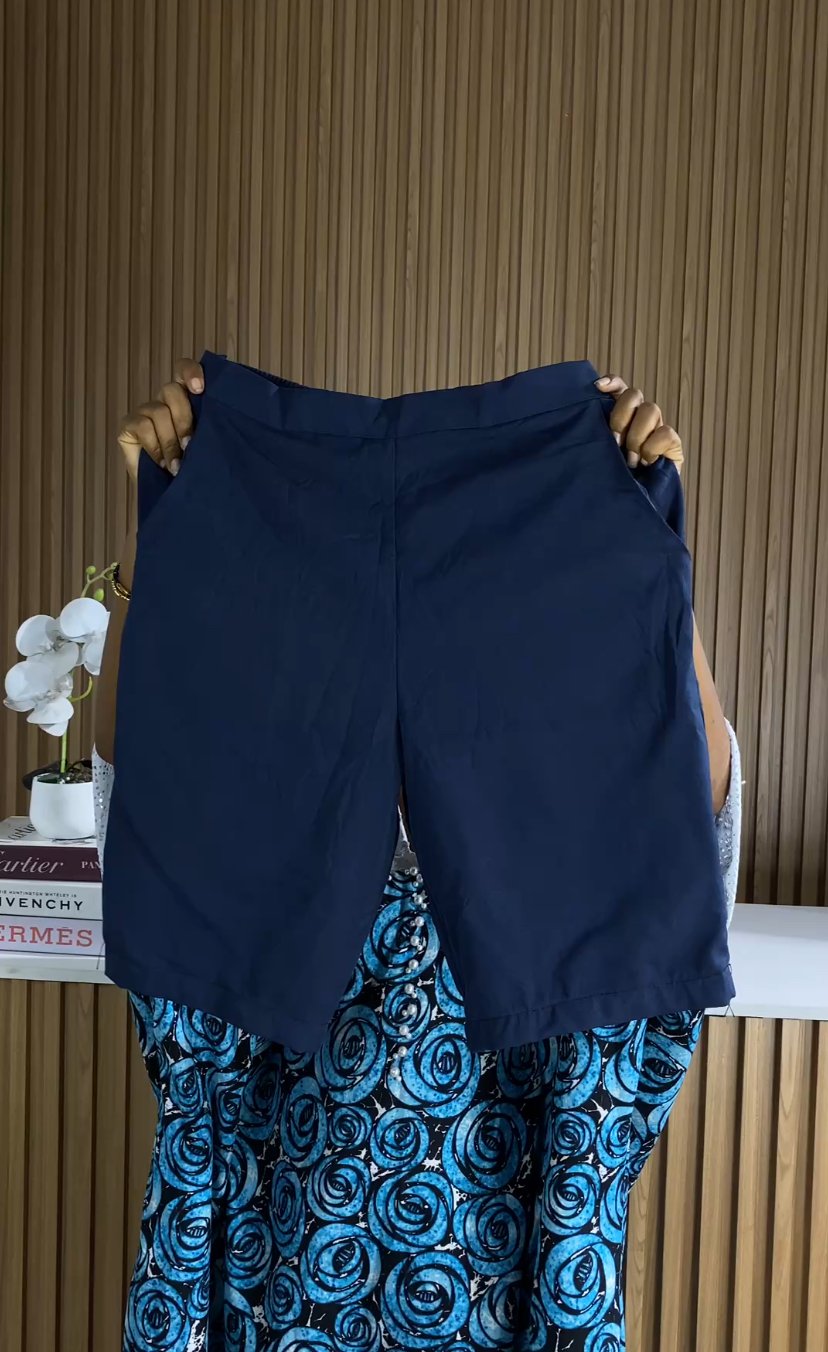 Navy blue T short 147