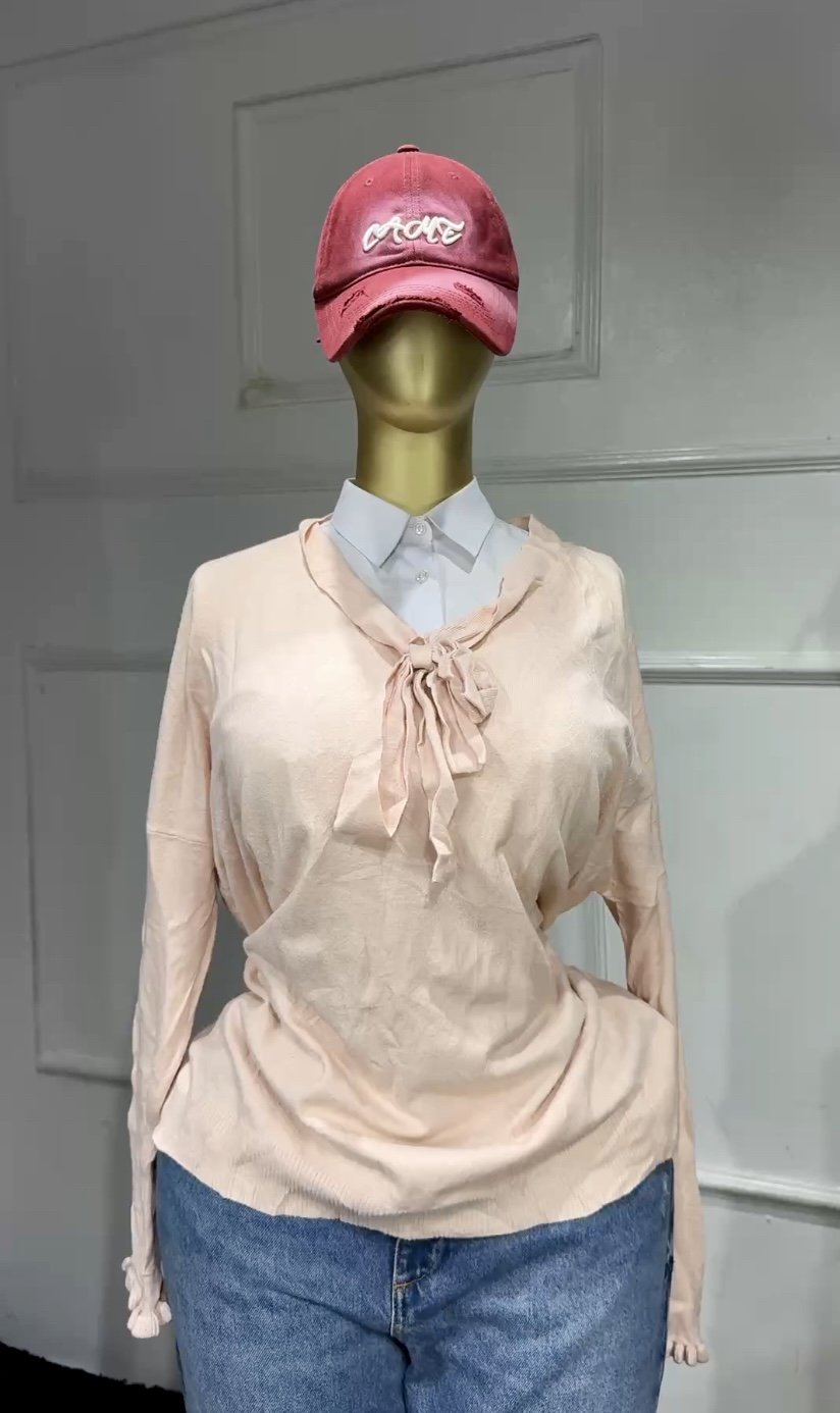 Stylish peach sweatshirt S065