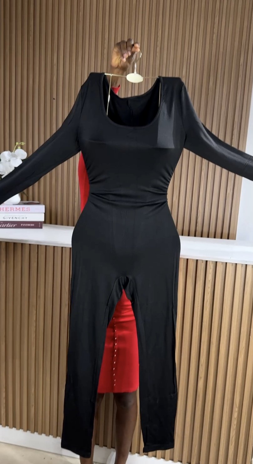 Black stretchy longsleeved jumpsuit 788 (40D)