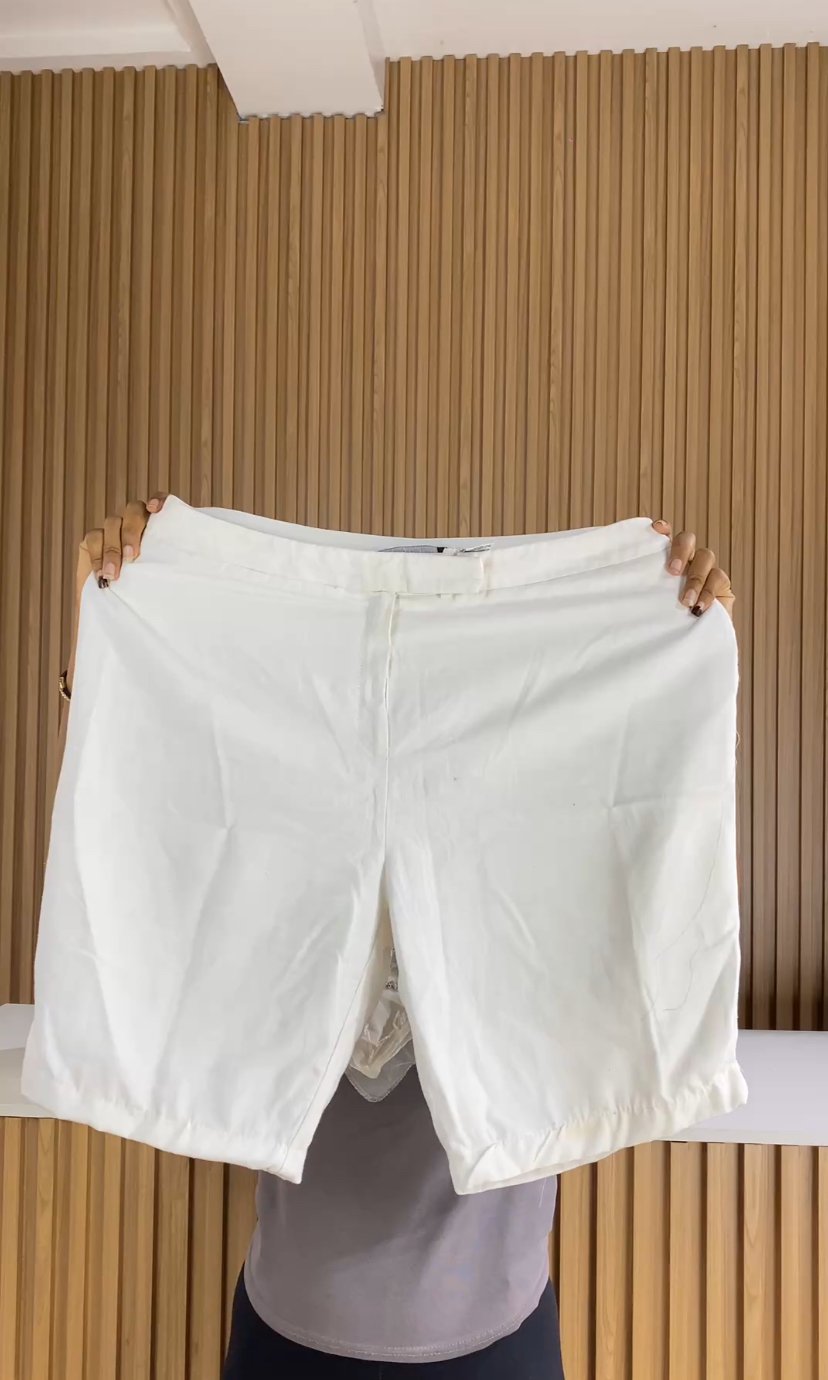 White T short 310