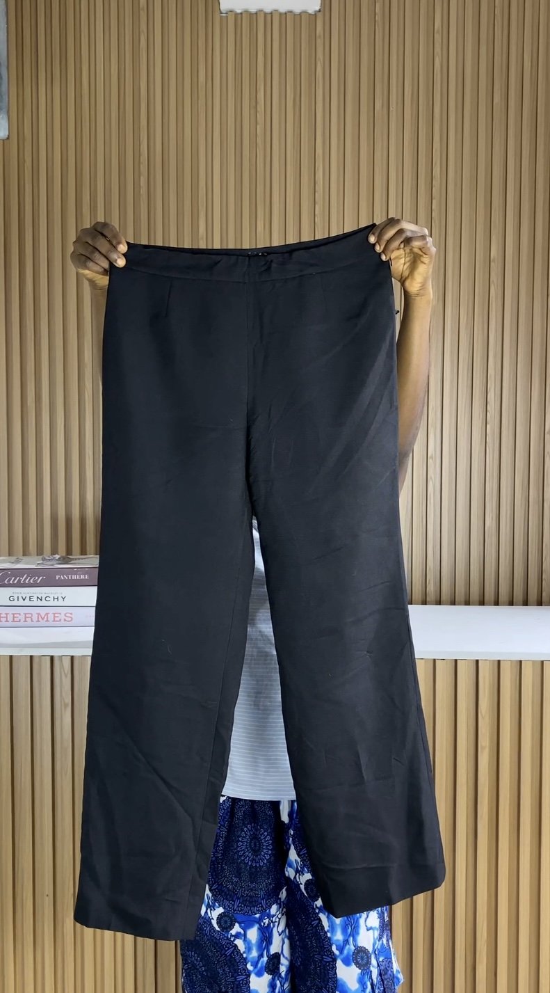 Length 40 black pant C003