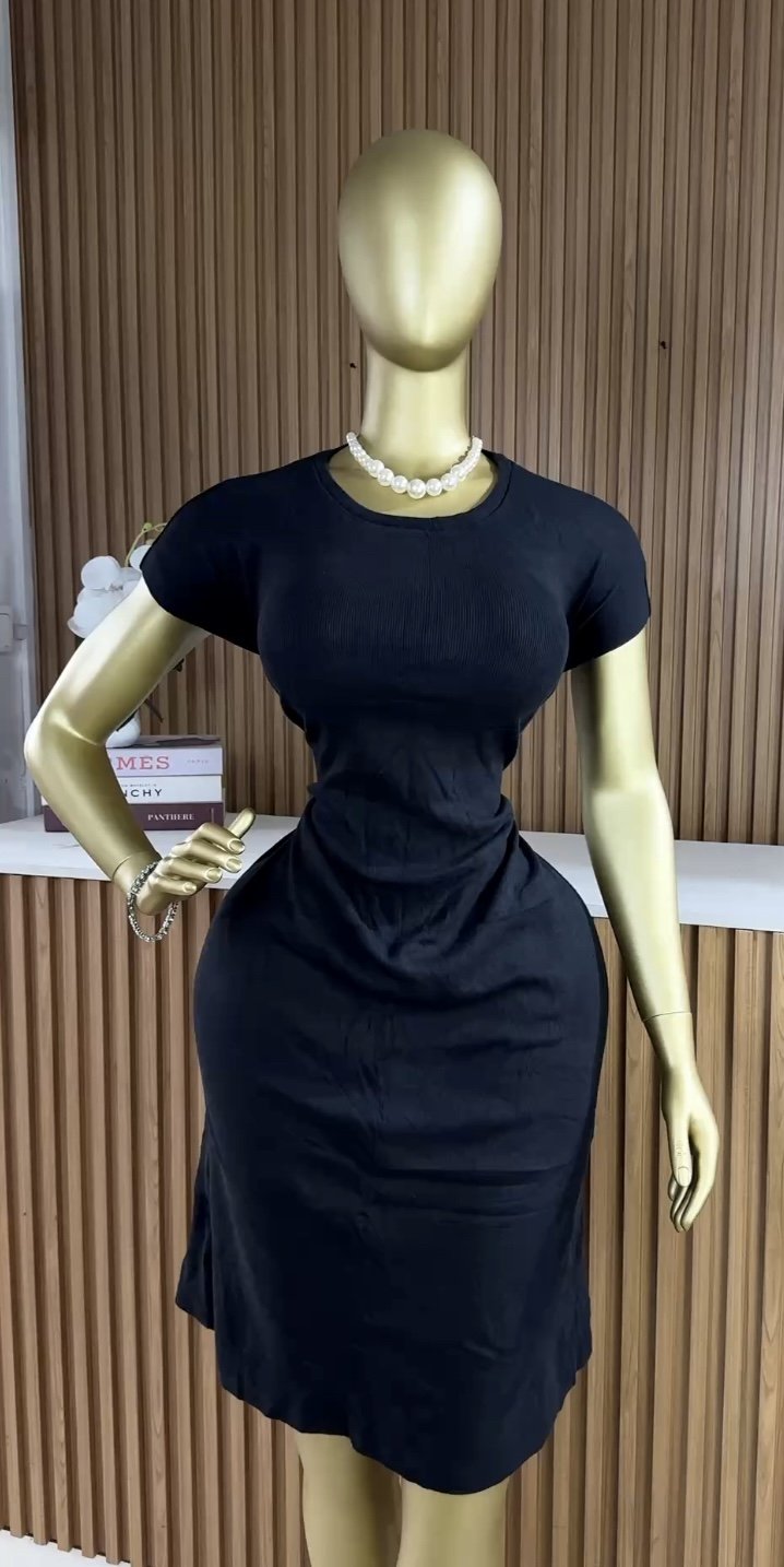 Stylish black maxi dress B115 (40D)