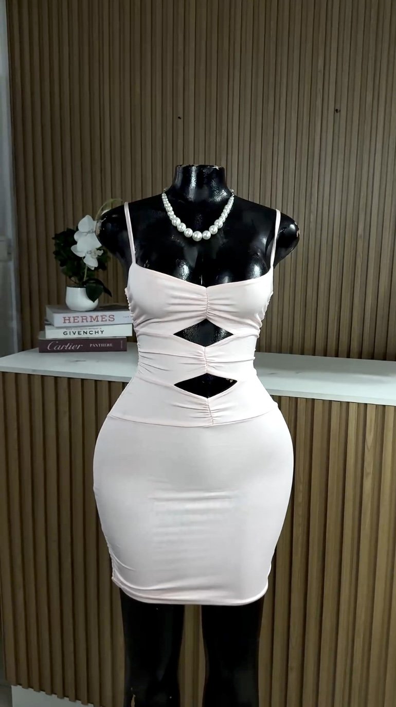 Cream chic bodycon dress B296 (40D)