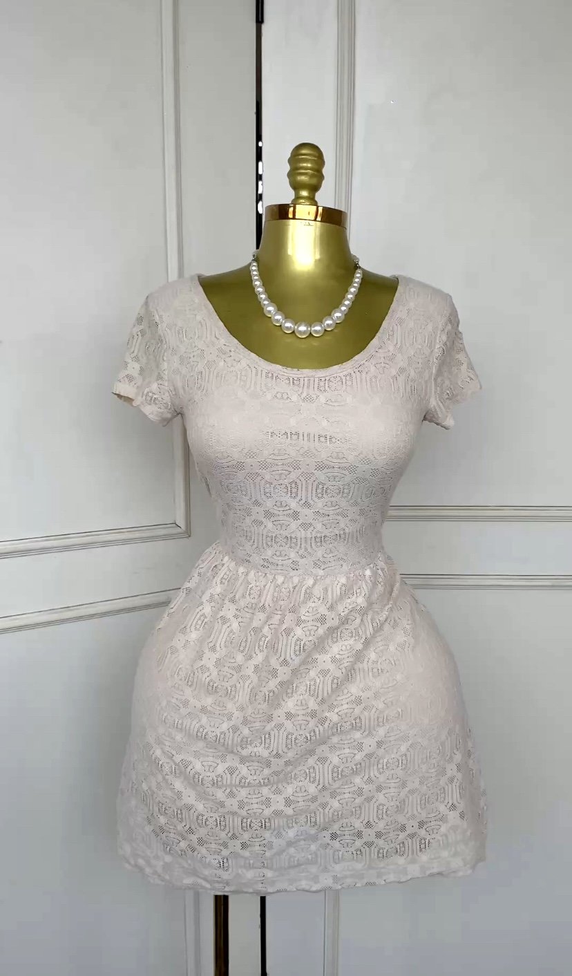 White Lacey mini dress B178 (40D)