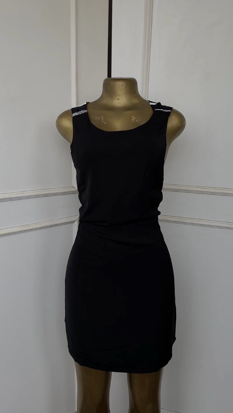 Stylish black sleeveless dress 830 (40D)