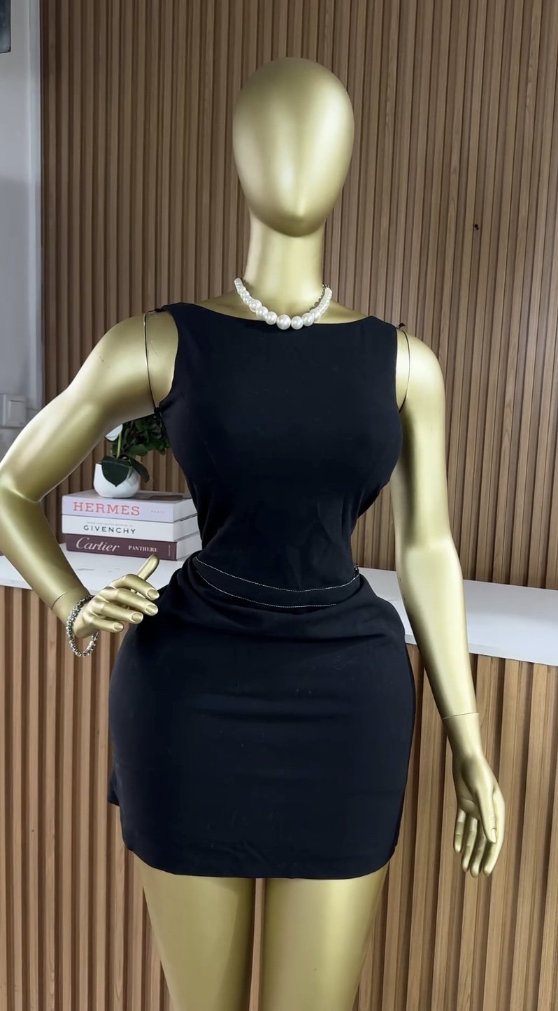 Black form-fitting mini dress B238 (40D)
