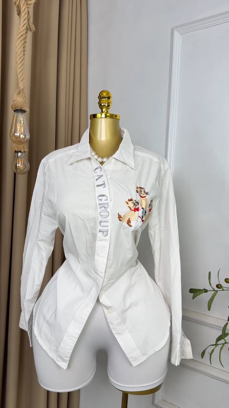 White corporate shirt J530