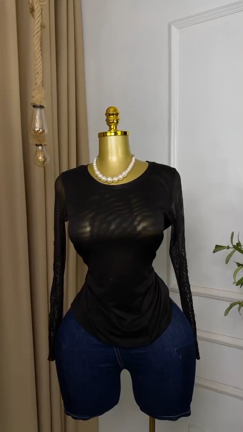 Stylish black mesh Top M149