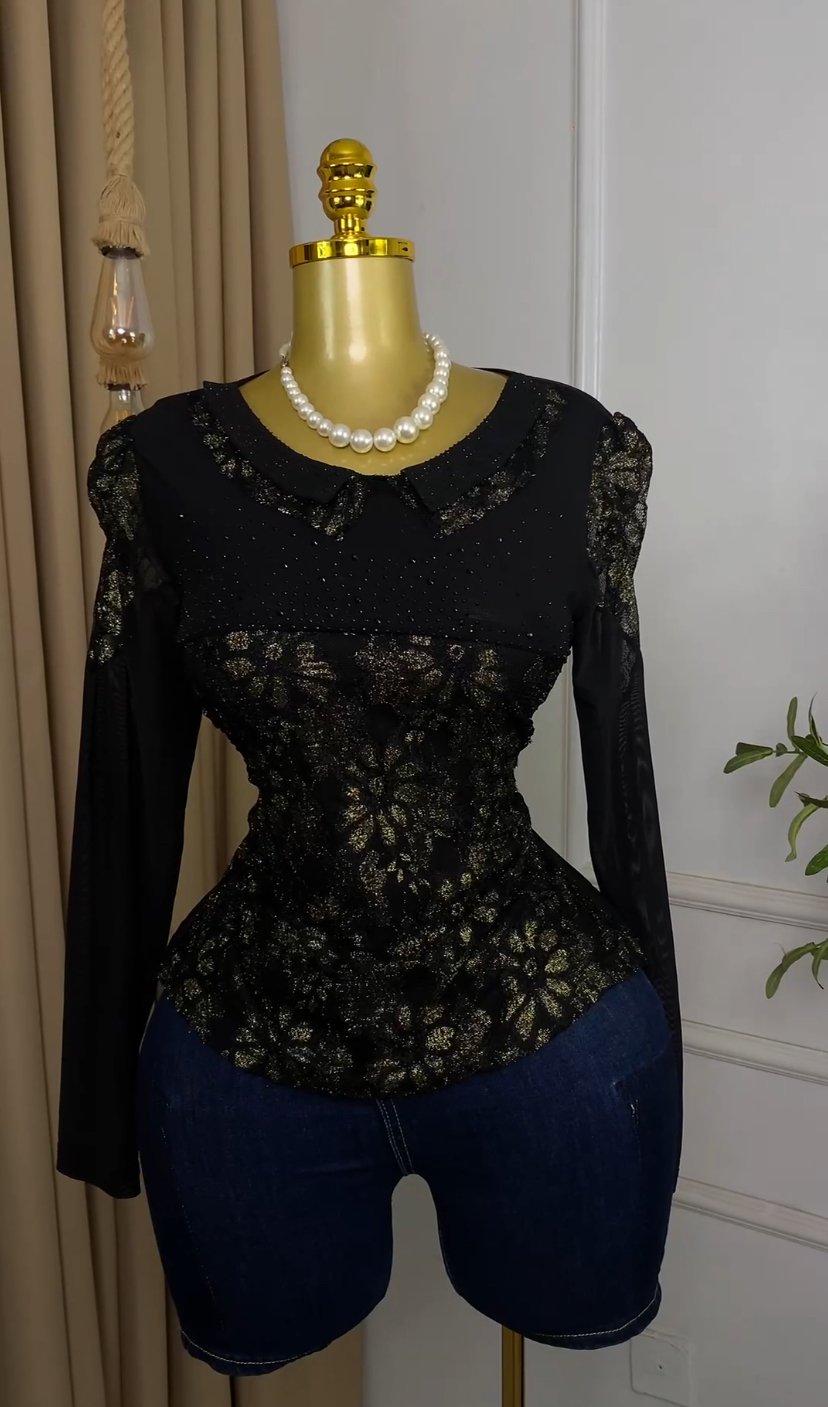 Black Lacey Top M403