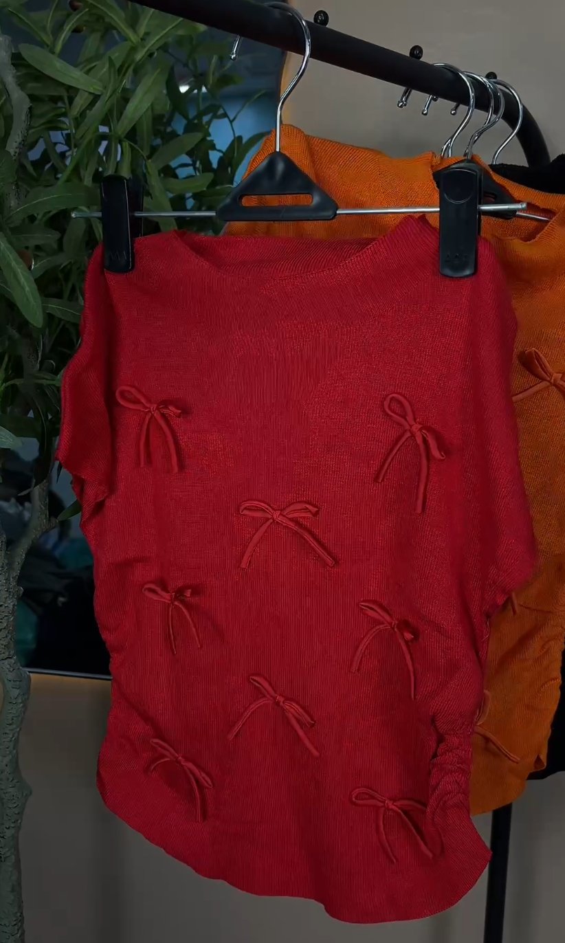 Red Mimi basic top