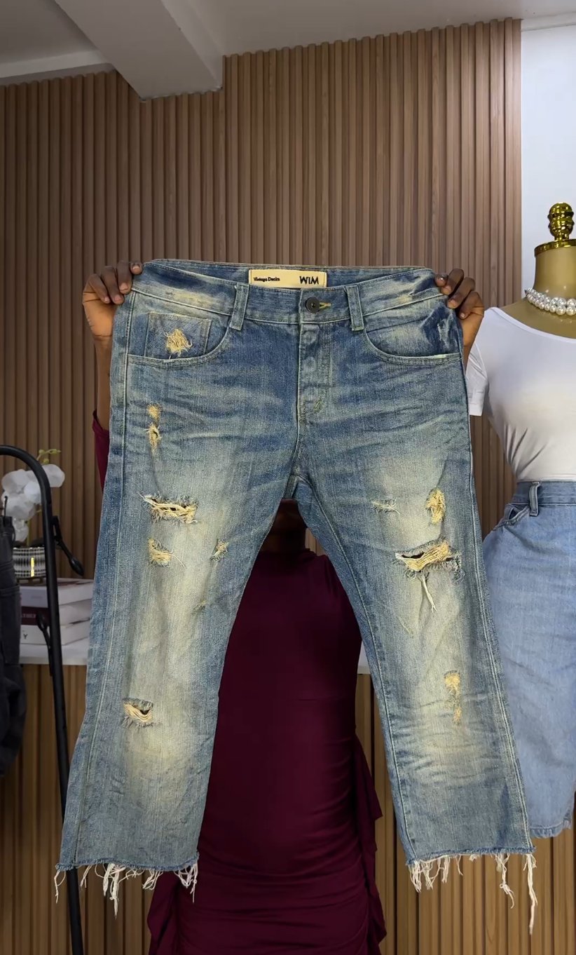 Stylish blue straight jean 099