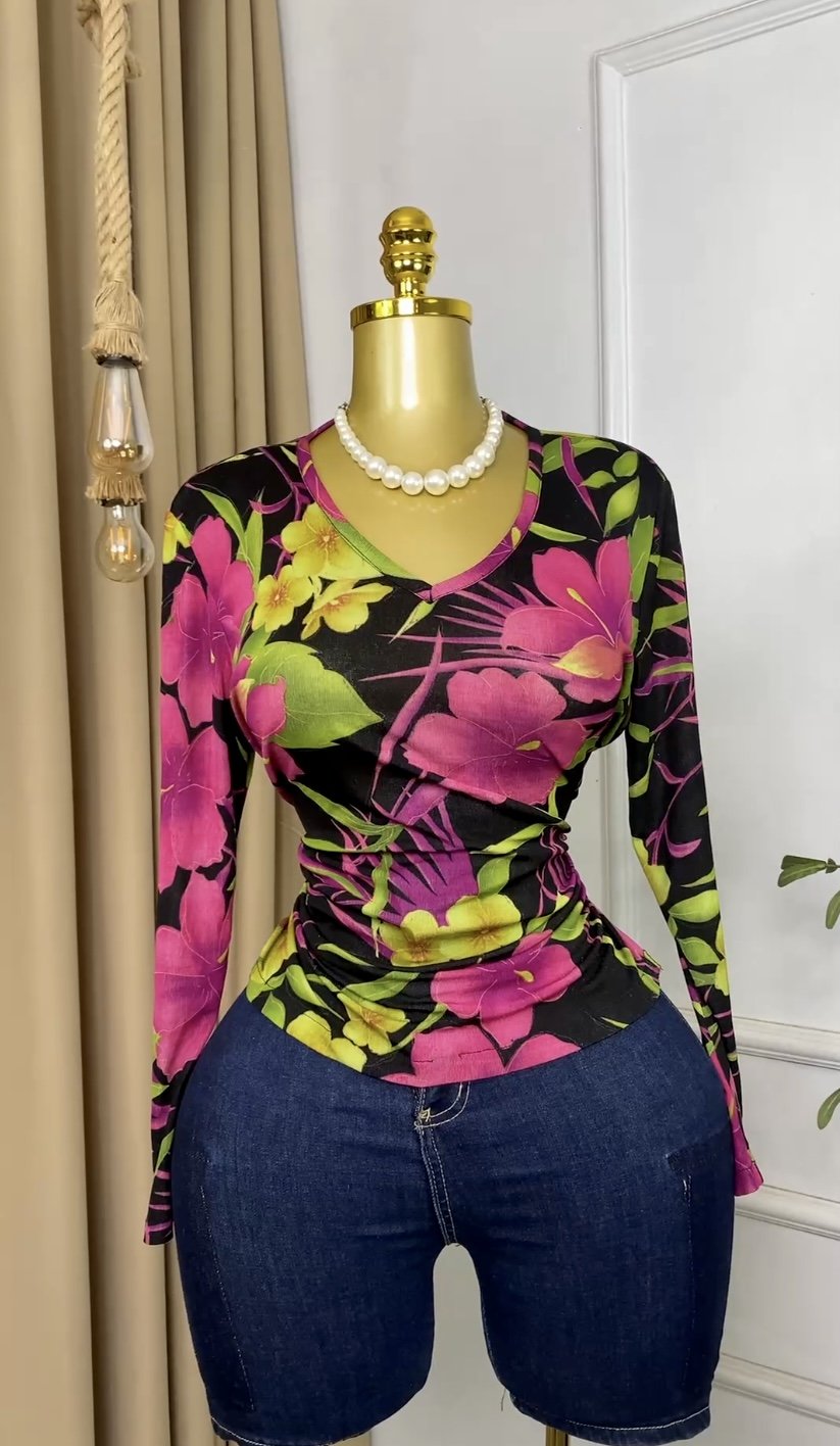 Pink&green floral Top M320
