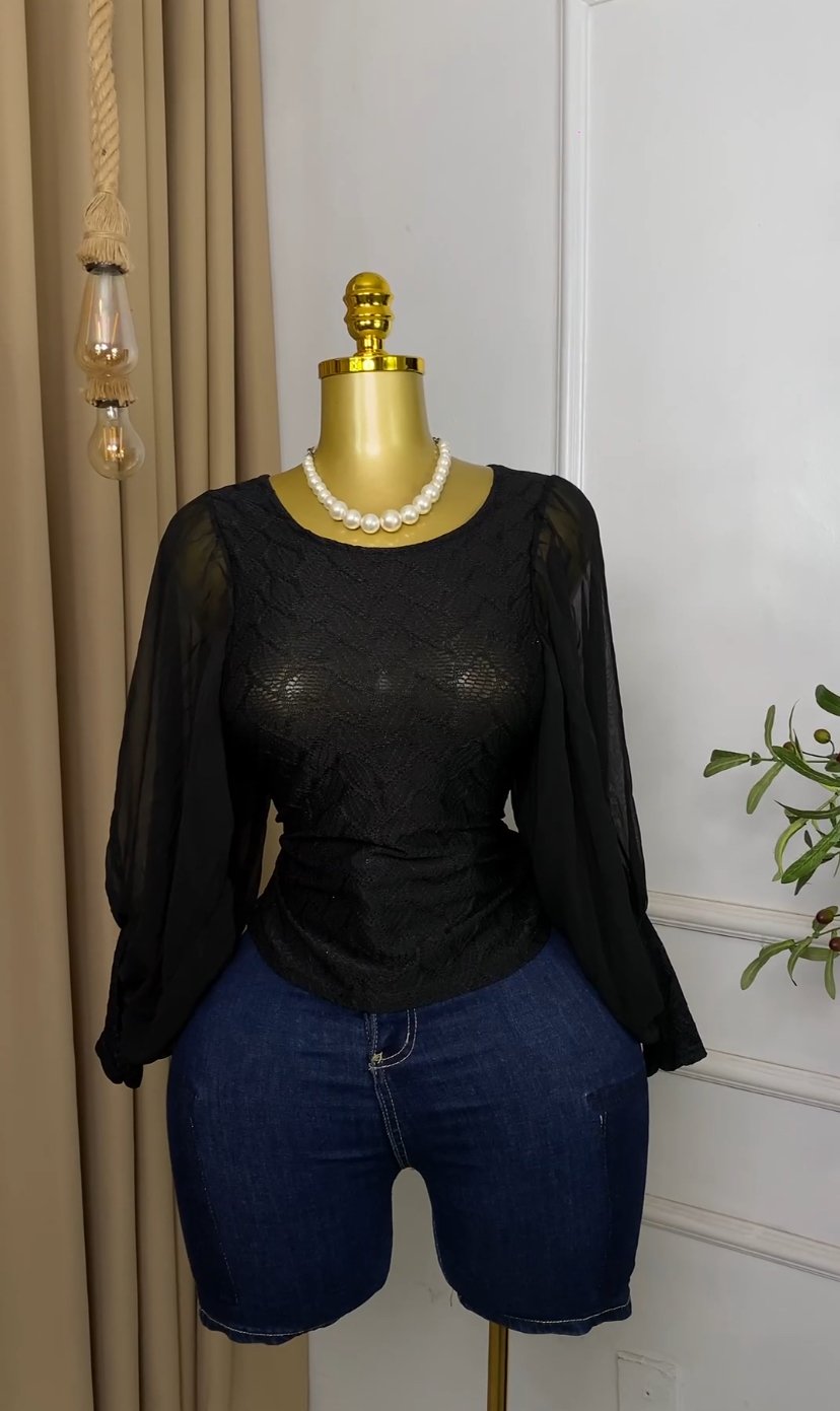 Black puff sleeve Top M146